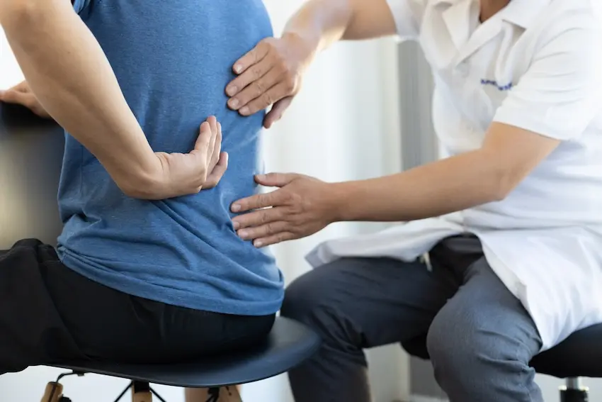 Charlotte car accident patient receiving chiropractic treatment on medical lien basis with no upfront costs